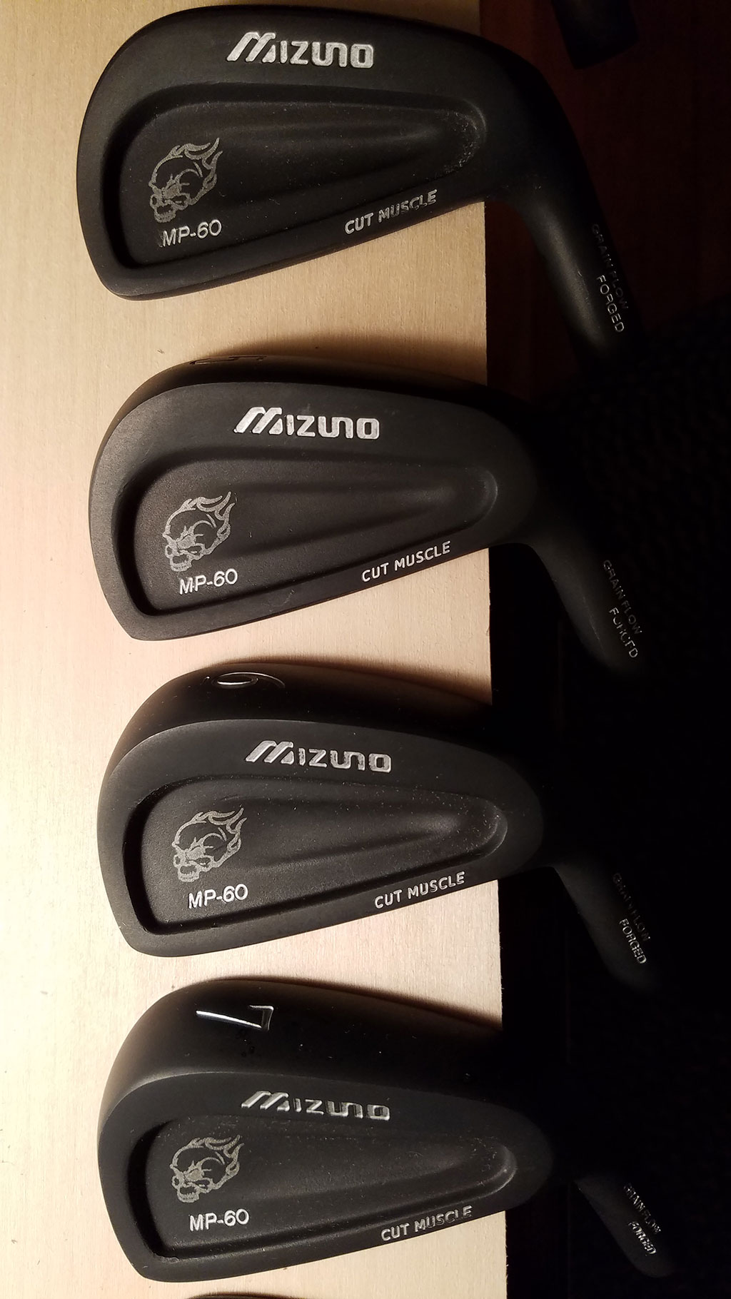 Mizuno Golf Clubs with Laser Engraving